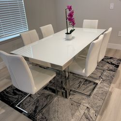 Dining Set Like New