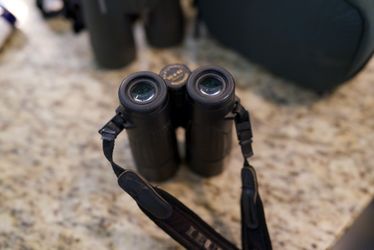 Leupold 10x42 Binoculars 