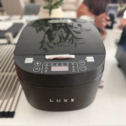 LUXE 12 cup Rice cooker
