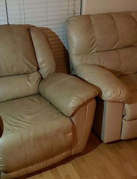 Man Cave/Game Room Recliners With Love Seat BUNDLE