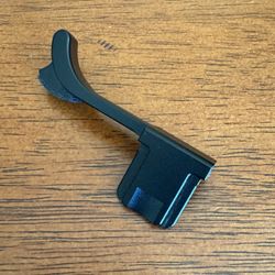 Leica Q2 Thumb Grip