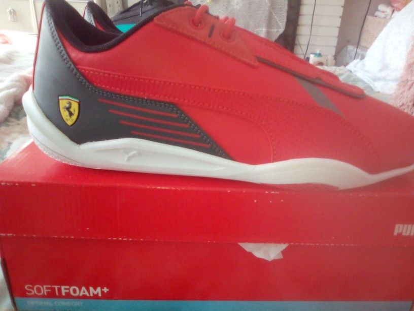 New Puma Ferrari R Cat Machina Sneakers