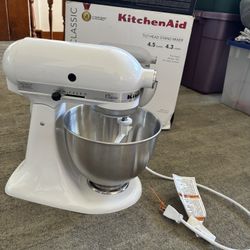 KitchenAid Tilt - Head Mixer