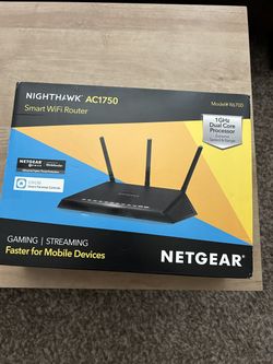 Netgear Nighthawk AC1750 R6700 Smart WiFi Router Open Box