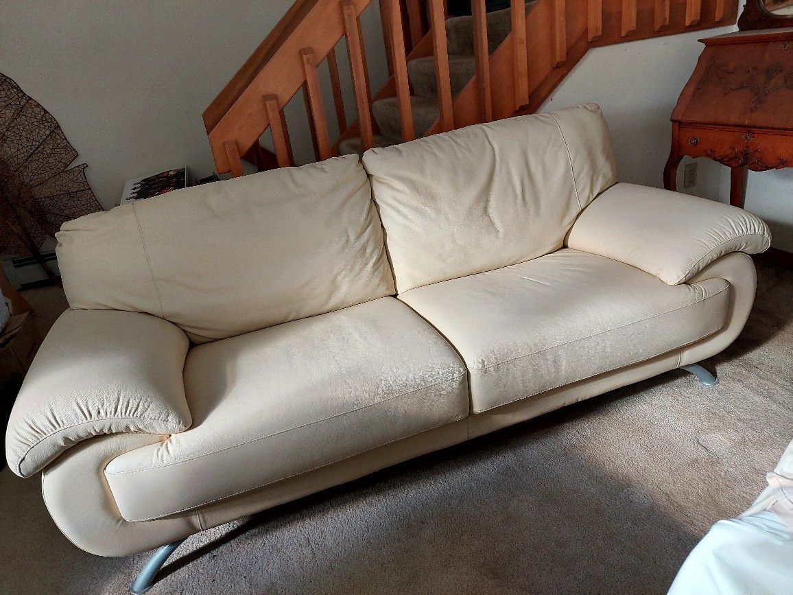 Italian leather sofas made by Natuzzi Co.