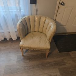 Free kids chair