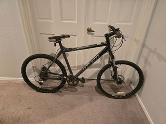 Haro V4 Mountain Bike