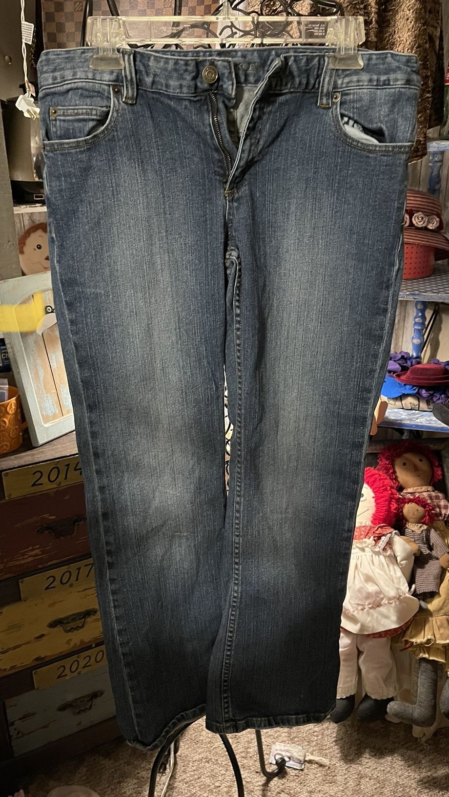 Michael Kors Womens Jeans in Like condition. Classic 5 pockets. Cotton Spandex Size 12