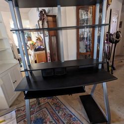 Office Desk With Pull Out Keyboard Tray