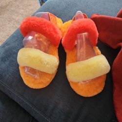 Kids Uggs Sandals Size 13 Kids 