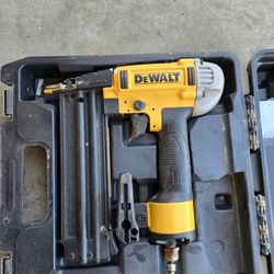 Dewalt Nailer