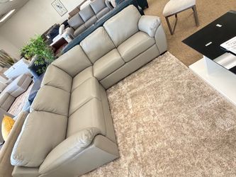 2- pc leather sectional sofa with comfortable seats