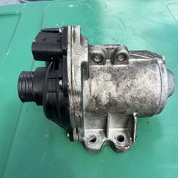BMW Water Pump & Thermostat 