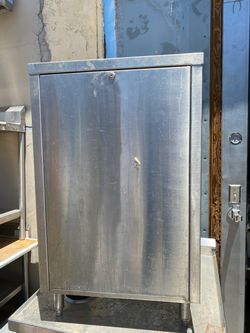 24" cabinet