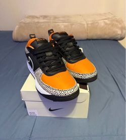 BRAND NEW Nike Book 1 Safari Size 9.5 Basketball Shoes