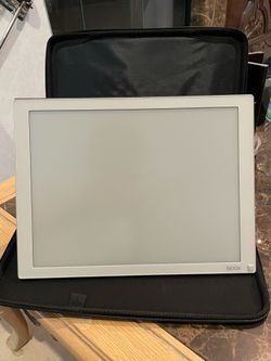 Onyx Boox Mira 13.3" Portable E-ink Monitor