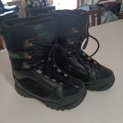 Kids / Adult Size 5 Sims Snowboarding Boots In Brand New Condition C Description