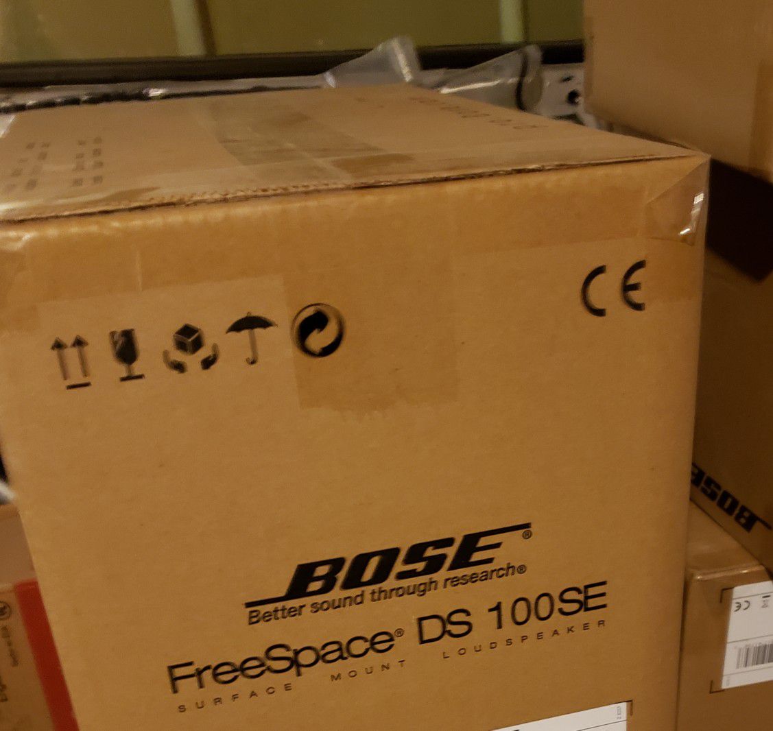 Bose Wall mounted speakers