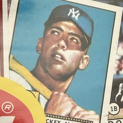 Vintage Topps Baseball Cards Collecting Album