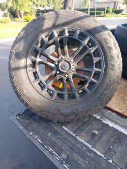 Rim FUEL 20" 6 LUG Gmc 2009