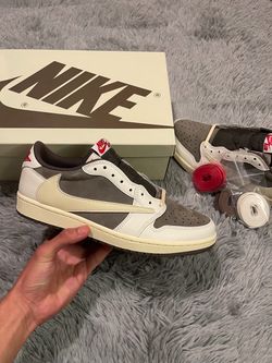 Jordan 1 Travis Scott Reverse Mochas