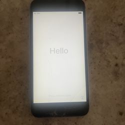 Apple iPhone 6s - Cracked Screen