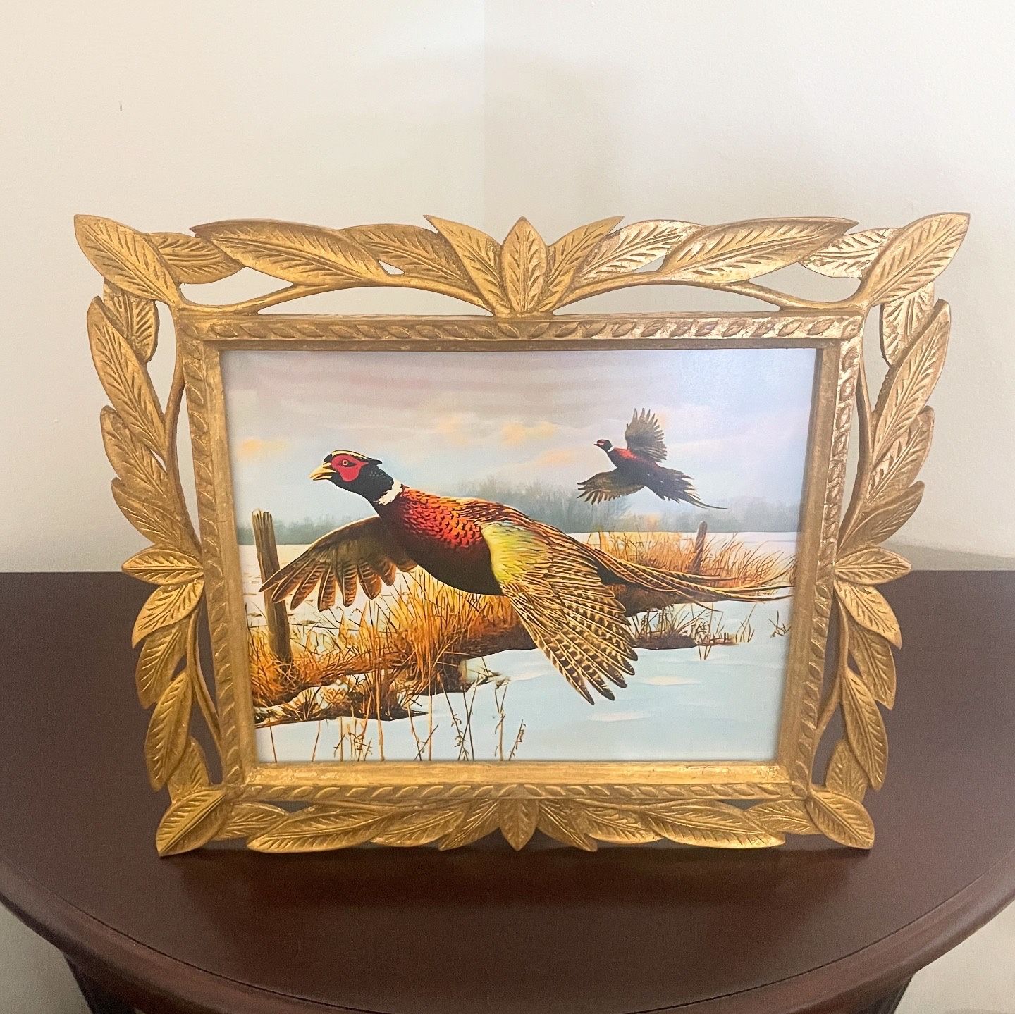 Vtg 13.75” W x 12” H Florentine Leaf Tabletop Frame w/ 8x10 Print (Removable)