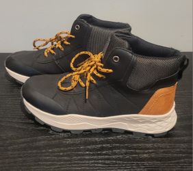Marc Ecko Unltd. Boots