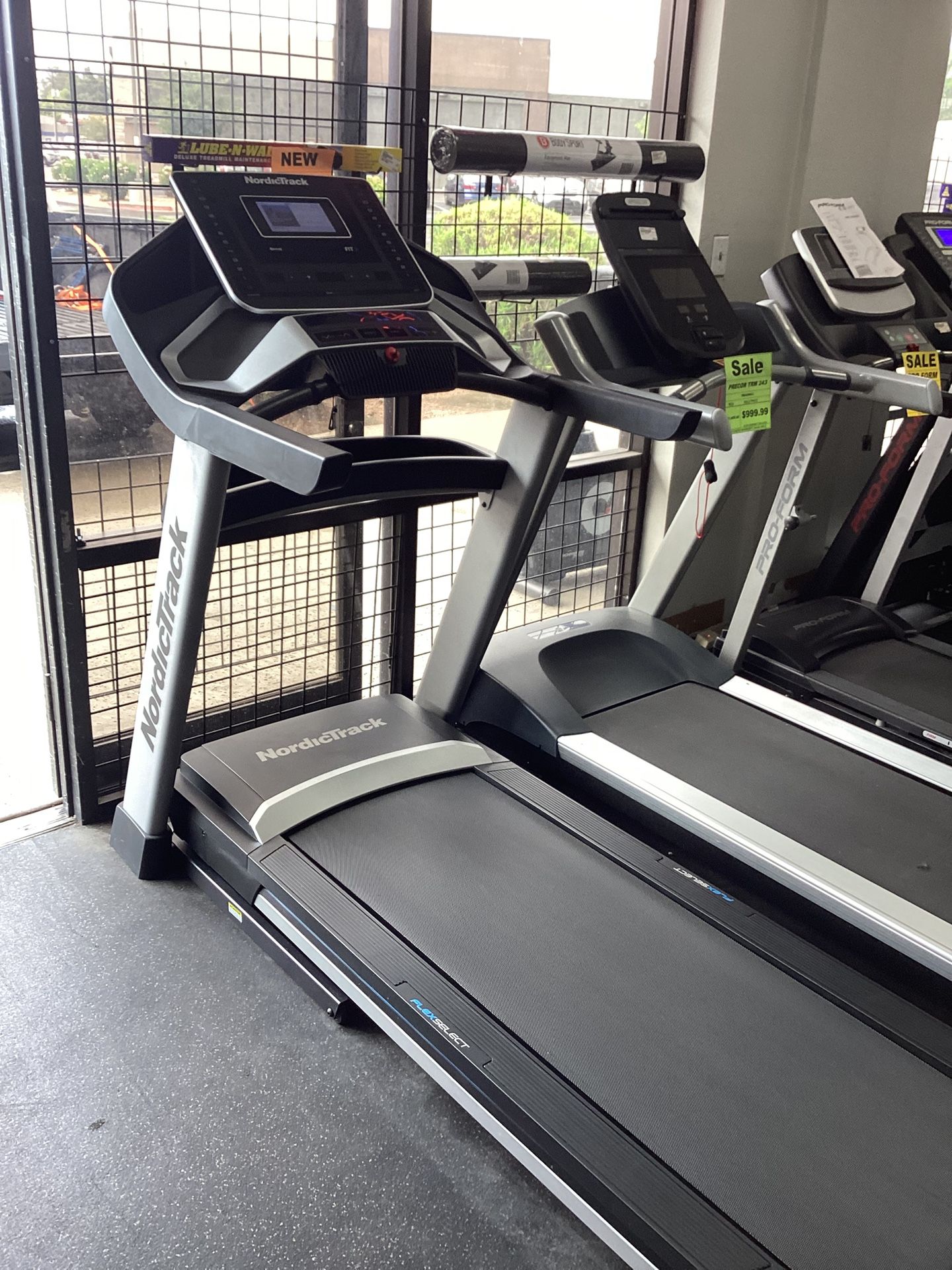 NordicTrack EXP 7i Heavy Duty Folding Treadmill With Only 56 Total Miles On It Warranty Included