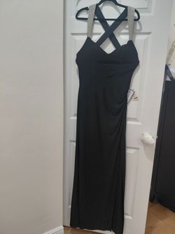 A timeless Elegant Evening Dress