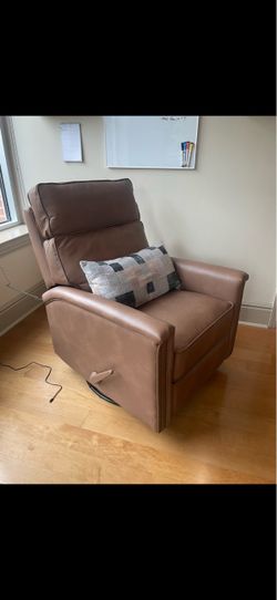Luxury Brown Leather Recliner