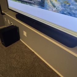 Yamaha Soundbar And Subwoofer