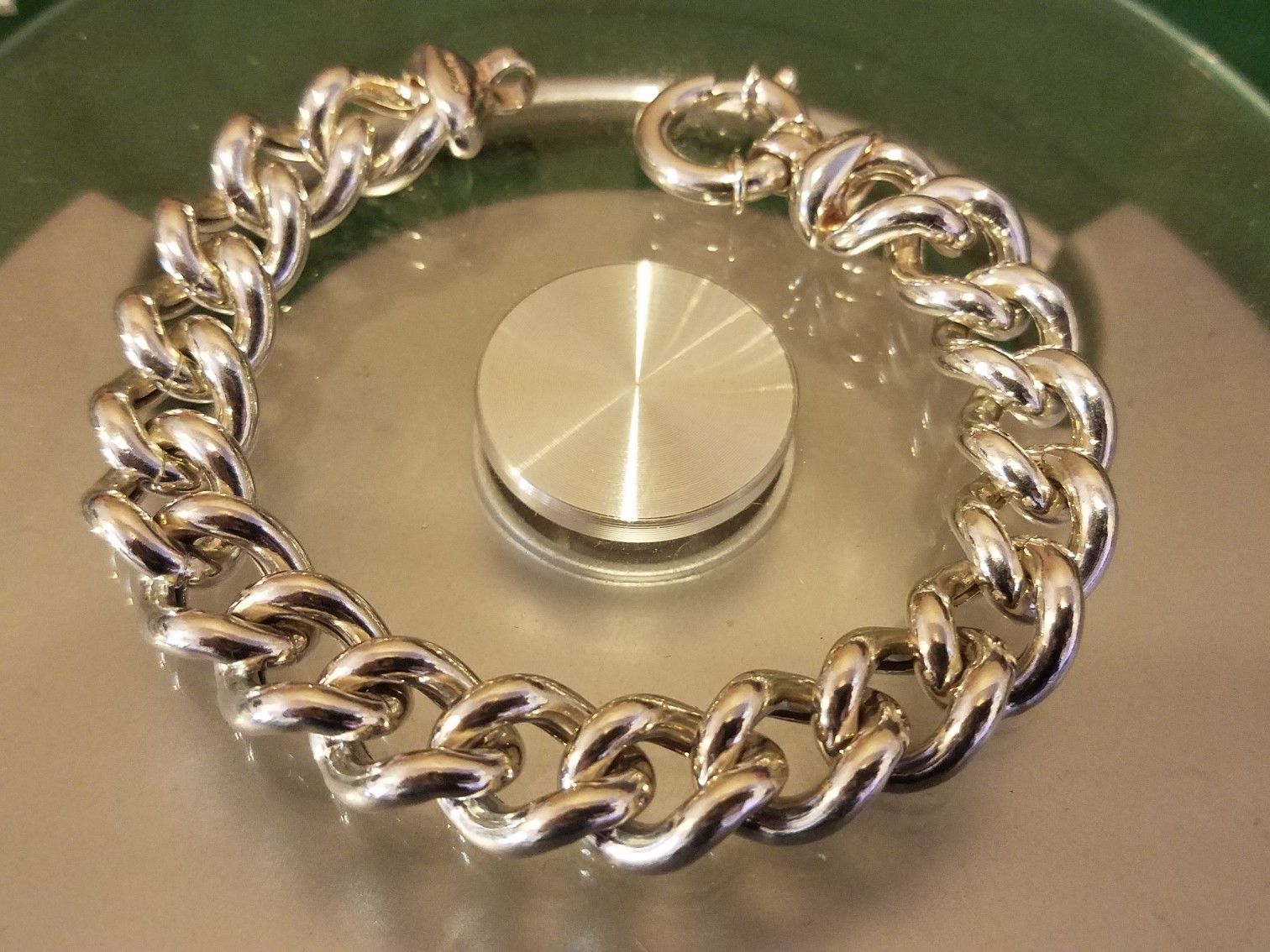 Italy sterling silver curb link bracelet Superb!