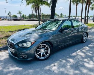 2015 INFINITI Q50