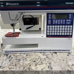 Viking 545 Lily Quilting Sewing Machine