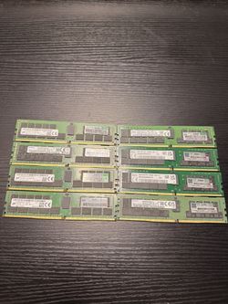 32GB DDR4 8 Sticks