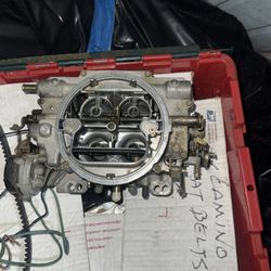 Edelbrock Carb 650cfm