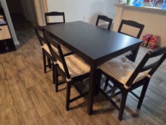 Dining table set with 6 chairs