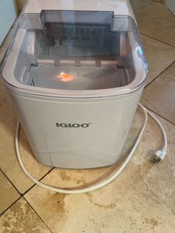 Igloo Countertop Ice Maker