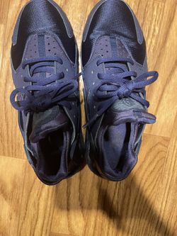 Size 7 - Nike Air Huarache Run Loyal Blue