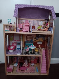 Barbie house