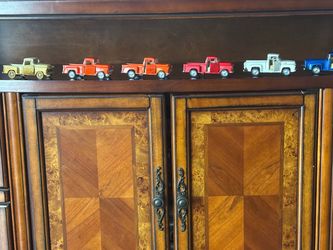 Die-Cast Classic Pickup Truck Miniature Collection