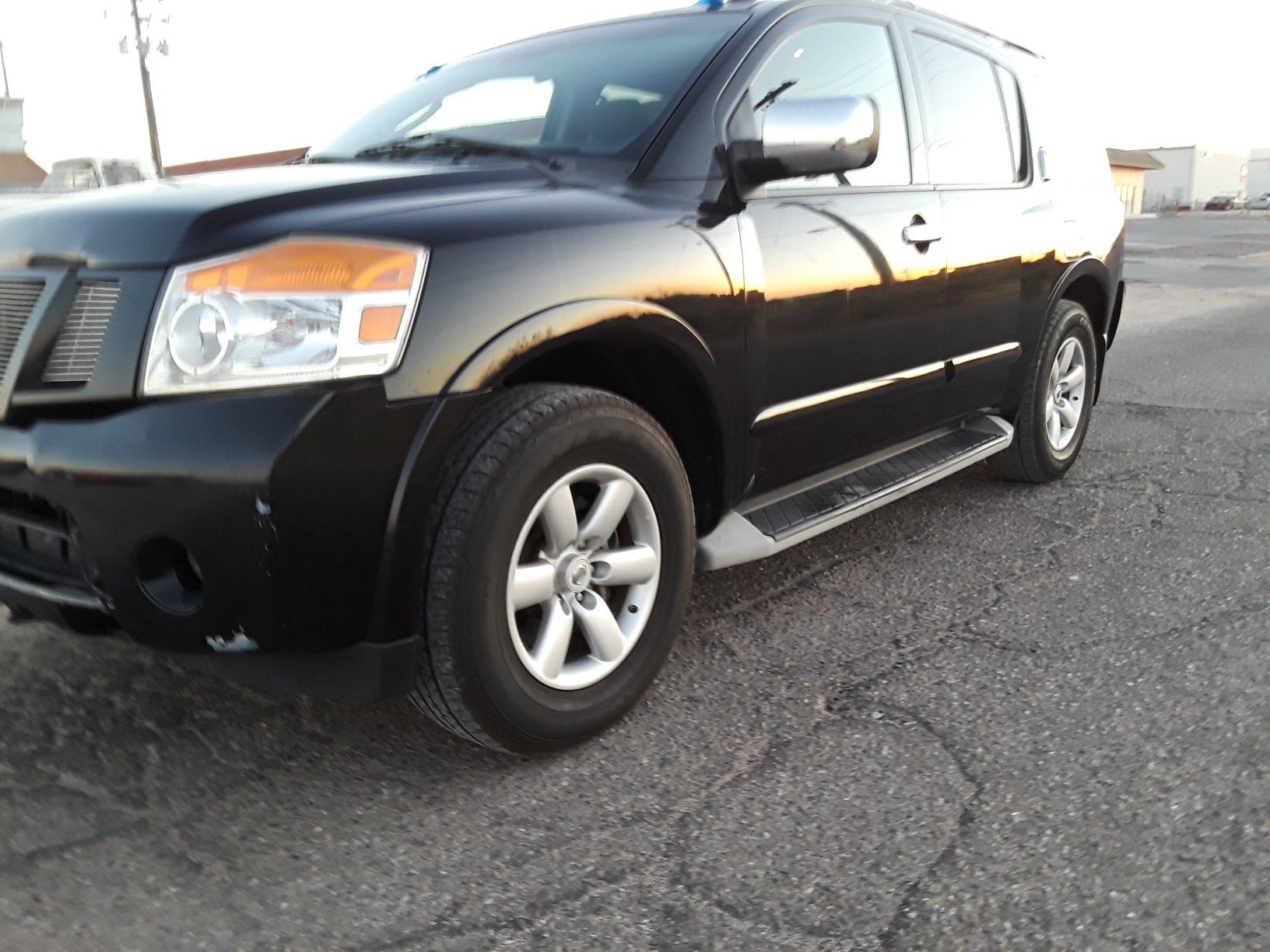 2011 Nissan Armada beautiful family suv low mileage ac cold 5000 obo plates up to date