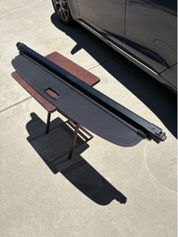 Retractable Rear Cargo Cover BMW X3