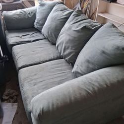 Couch Free Deliver