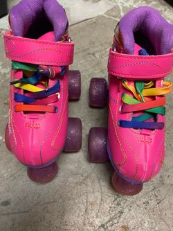 Girls light up quad roller skates