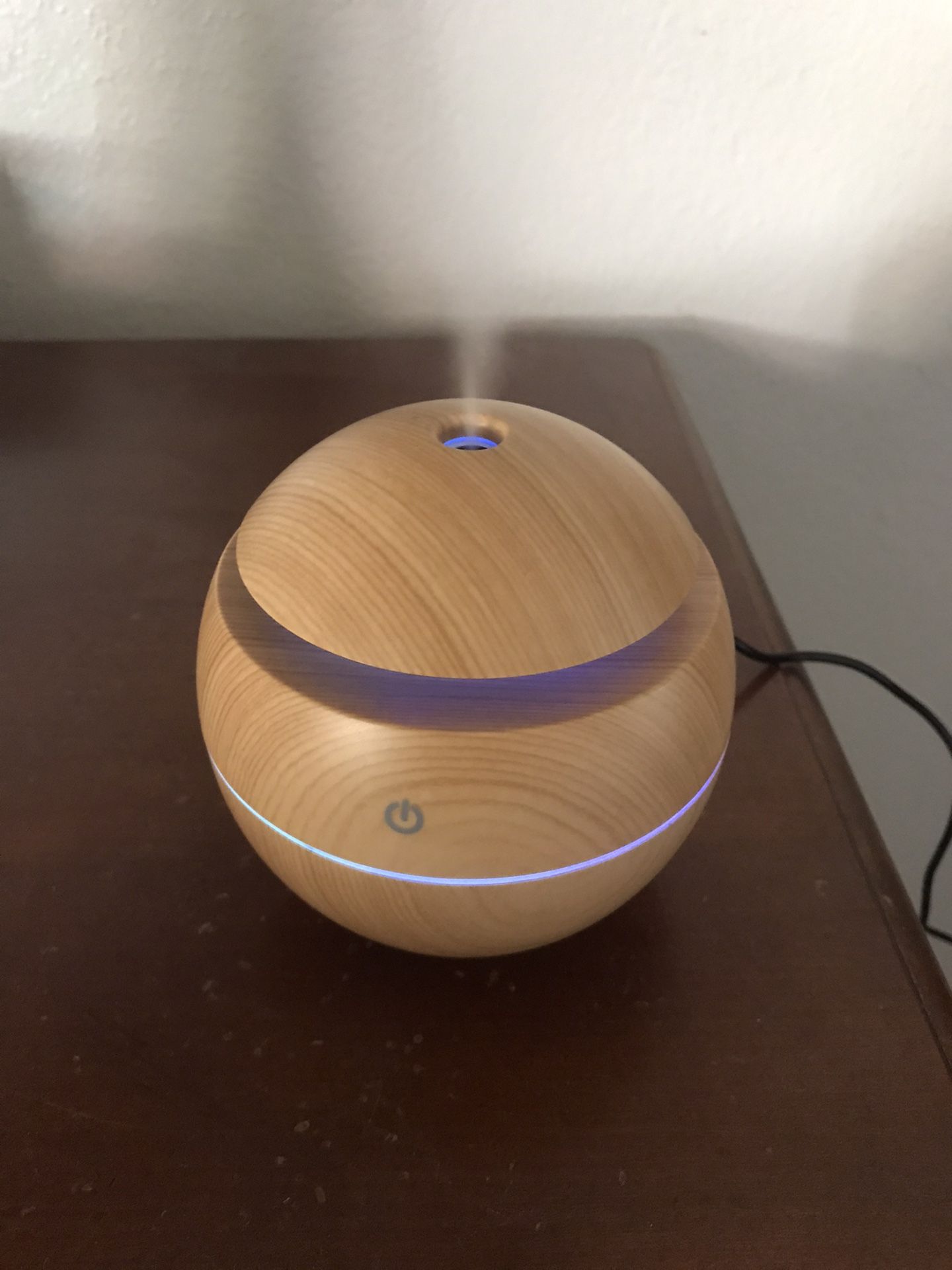 Air diffuser for essential oils humidifier mister