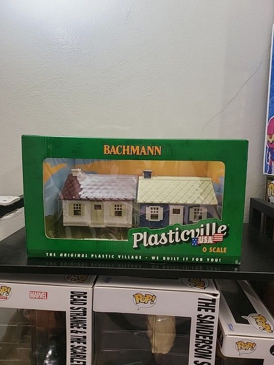 Bachmann #45313 "O" Scale Plasticville Cape Cod Houses 2 PK NIB