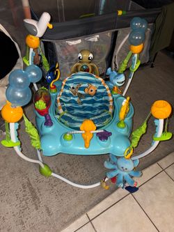 Disney Nemo bouncer