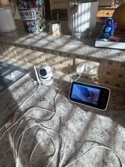 Hello Baby Monitor and camera